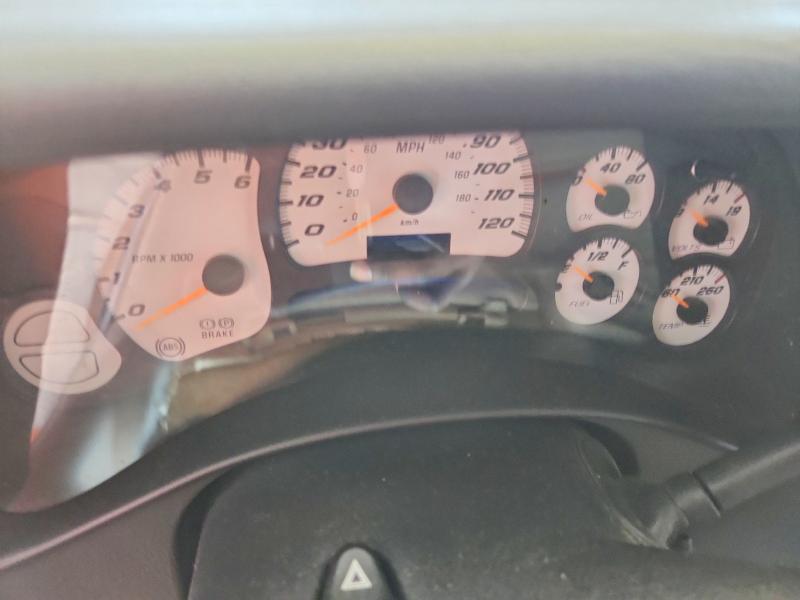 2004 Gmc Yukon მანქანა იყიდება აუქციონზე, vin: 1GKEK13T64R164872, აუქციონის ნომერი: 62850666