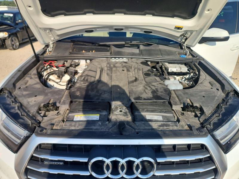 60390586 :رقم المزاد ، WA1LAAF70KD013888 vin ، 2019 Audi Q7 مزاد بيع