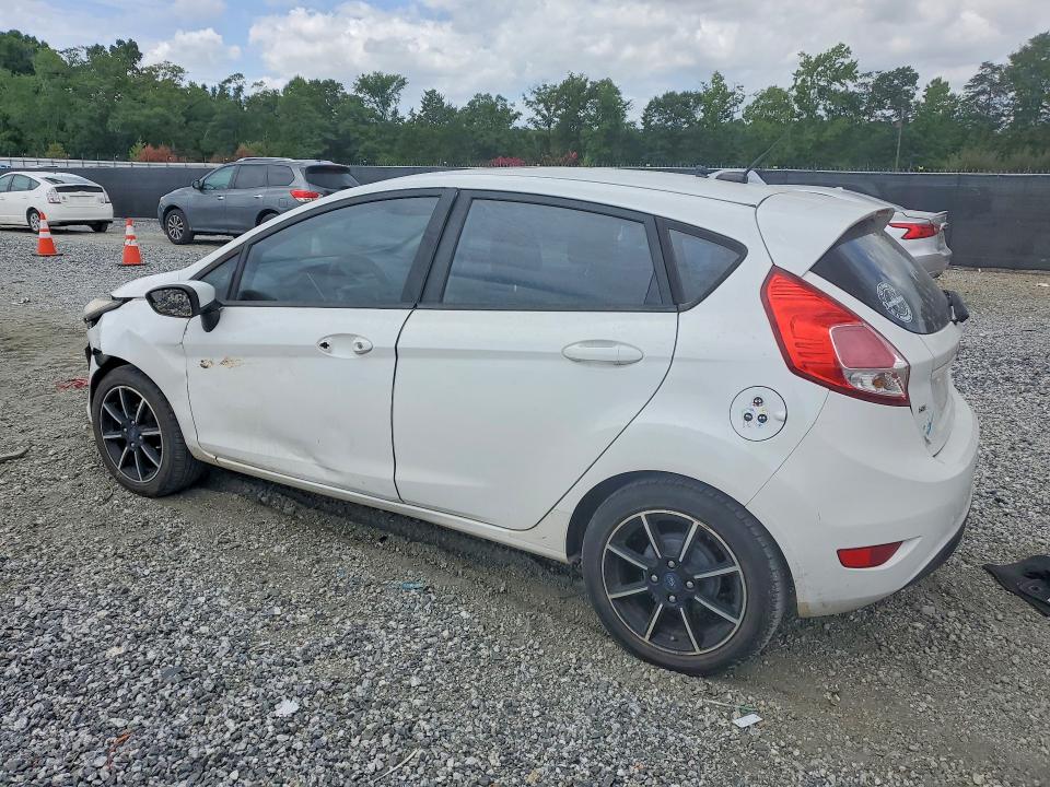 62042196 :رقم المزاد ، 3FADP4EJ6JM133520 vin ، 2018 Ford Fiesta مزاد بيع