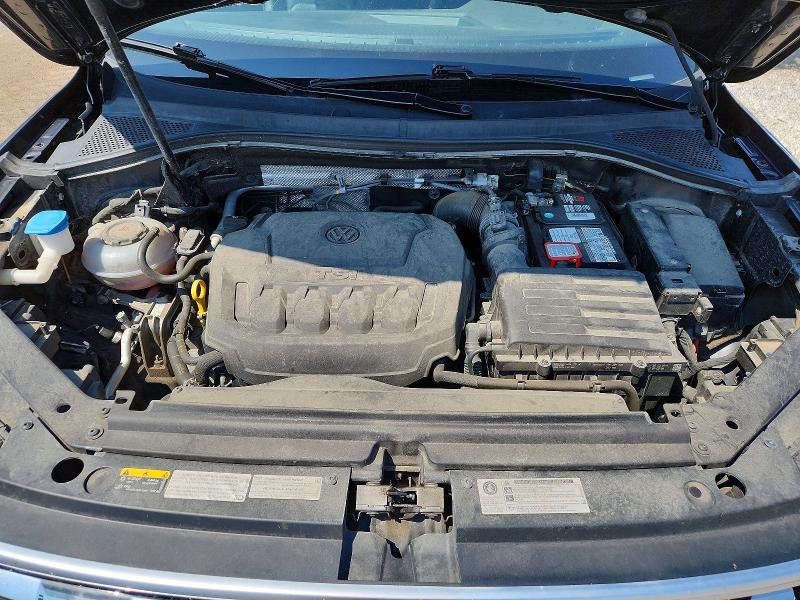 60140876 :رقم المزاد ، 3VV4B7AX7LM022337 vin ، 2020 Volkswagen Tiguan مزاد بيع