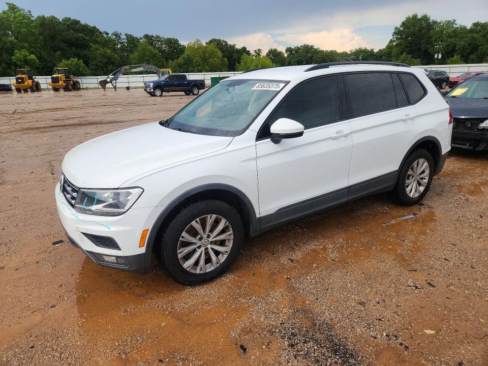 2018 Volkswagen Tiguan მანქანა იყიდება აუქციონზე, vin: 3VV1B7AX7JM033774, აუქციონის ნომერი: 85635375