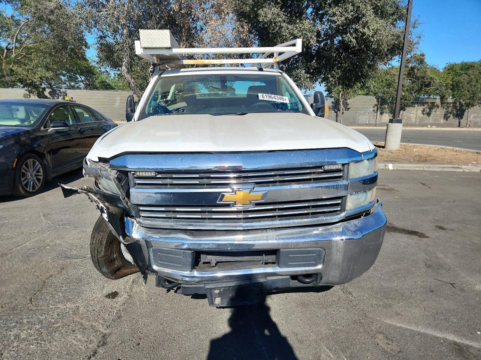 61964346 :رقم المزاد ، 1GB0CUEGXFZ516380 vin ، 2015 Chevrolet Silverado مزاد بيع