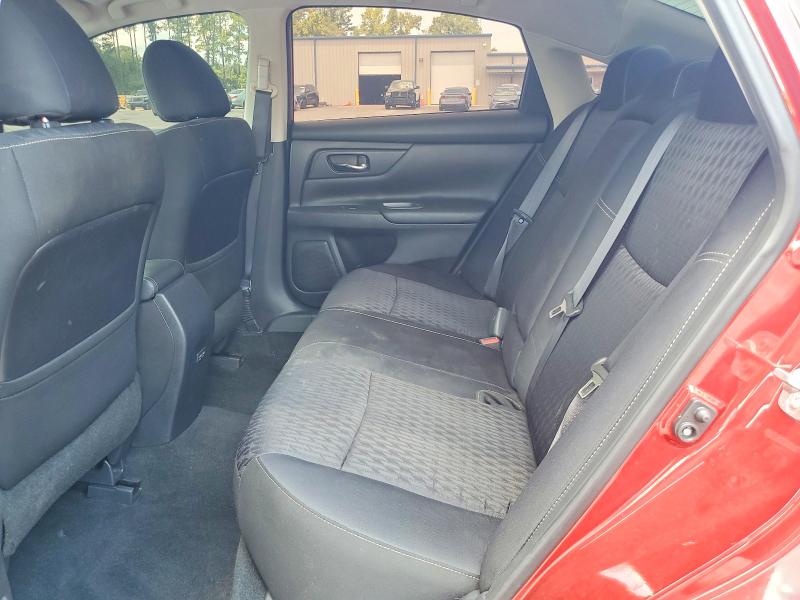 Продажа на аукционе авто 2018 Nissan Altima, vin: 1N4AL3AP0JC127684, номер лота: 61648176