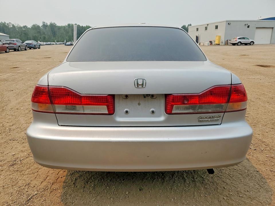 61478826 :رقم المزاد ، 1HGCG56732A805516 vin ، 2002 Honda Accord مزاد بيع
