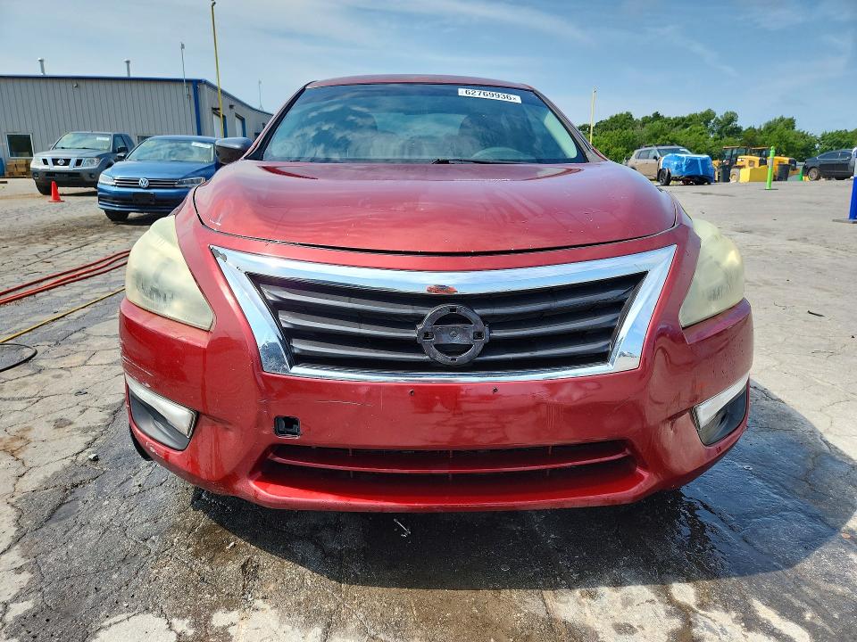 2015 Nissan Altima მანქანა იყიდება აუქციონზე, vin: 1N4AL3AP1FC280064, აუქციონის ნომერი: 62769936