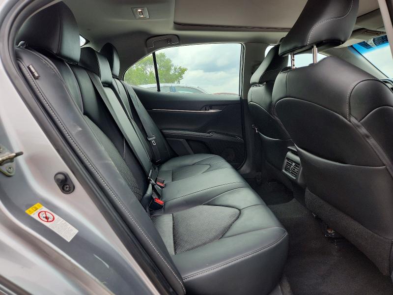 61686676 :رقم المزاد ، 4T1B61HK2KU746119 vin ، 2019 Toyota Camry مزاد بيع