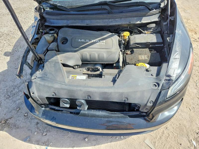 60742616 :رقم المزاد ، 1C4PJLCB1HW613523 vin ، 2017 Jeep Cherokee مزاد بيع