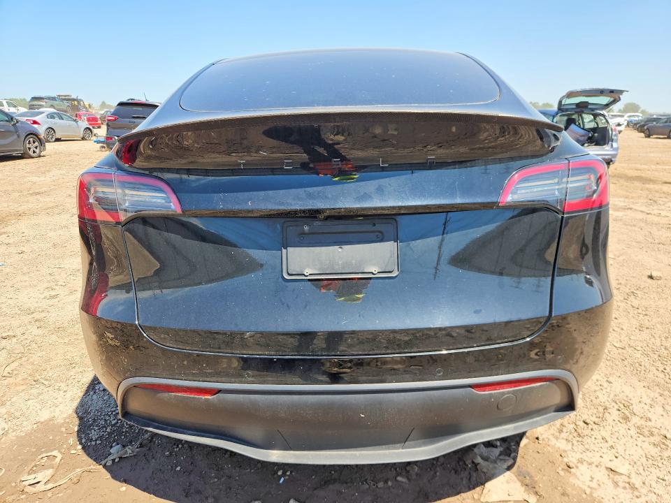 59671126 :رقم المزاد ، 7SAYGDEF4NF567973 vin ، 2022 Tesla Model Y مزاد بيع