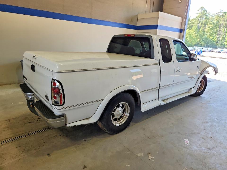 59117346 :رقم المزاد ، 1FTRX17W8YKB11320 vin ، 2000 Ford F150 مزاد بيع