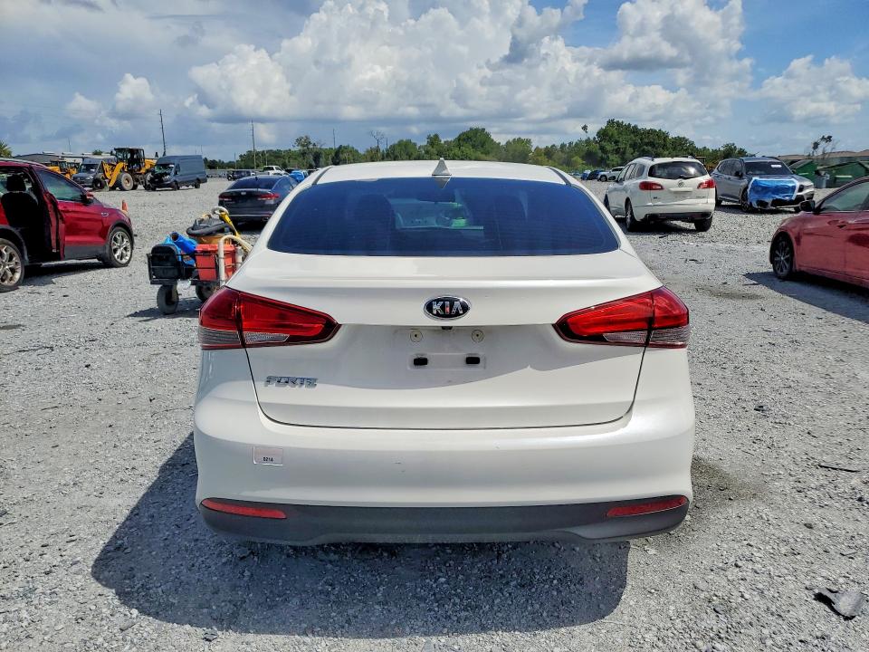 Aukcja sprzedaży 2018 Kia Forte, vin: 3KPFL4A7XJE242579, numer aukcji: 58874776
