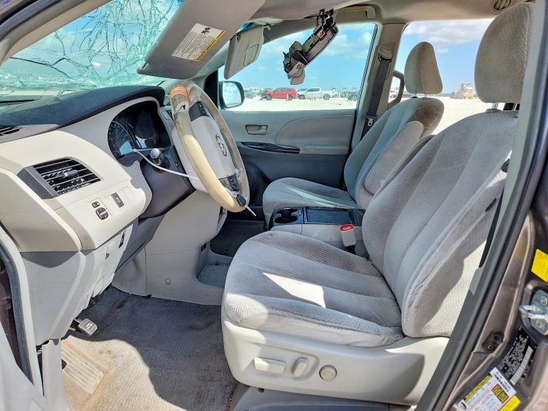 Продажа на аукционе авто 2011 Toyota Sienna, vin: 5TDKK3DC7BS063606, номер лота: 60630916
