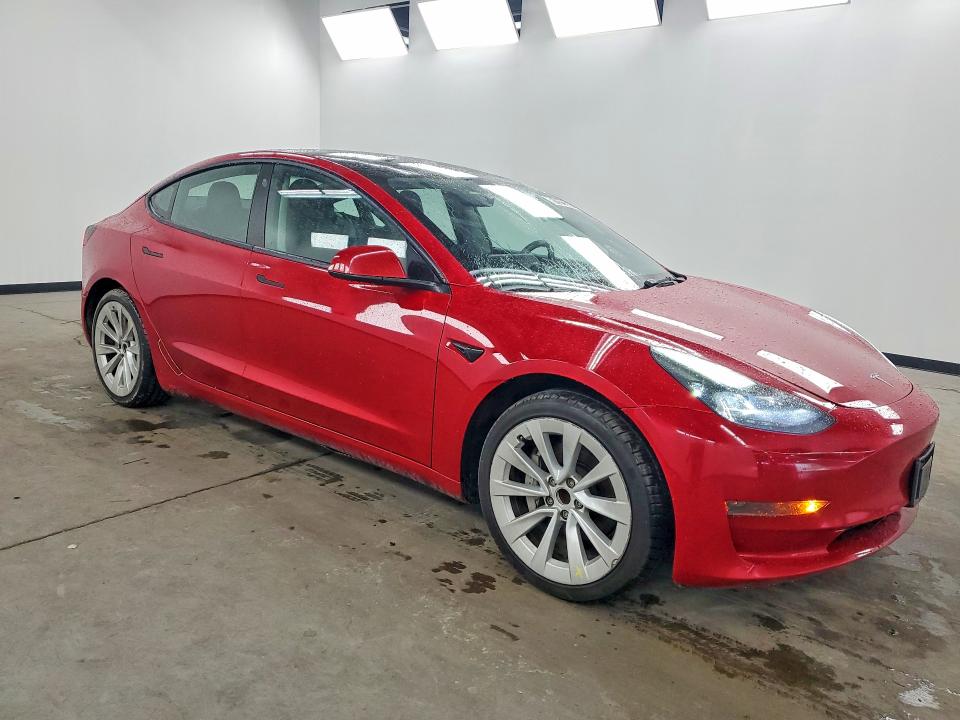 Продаж на аукціоні авто 2022 Tesla Model 3, vin: 5YJ3E1EA6NF304240, номер лоту: 61013306