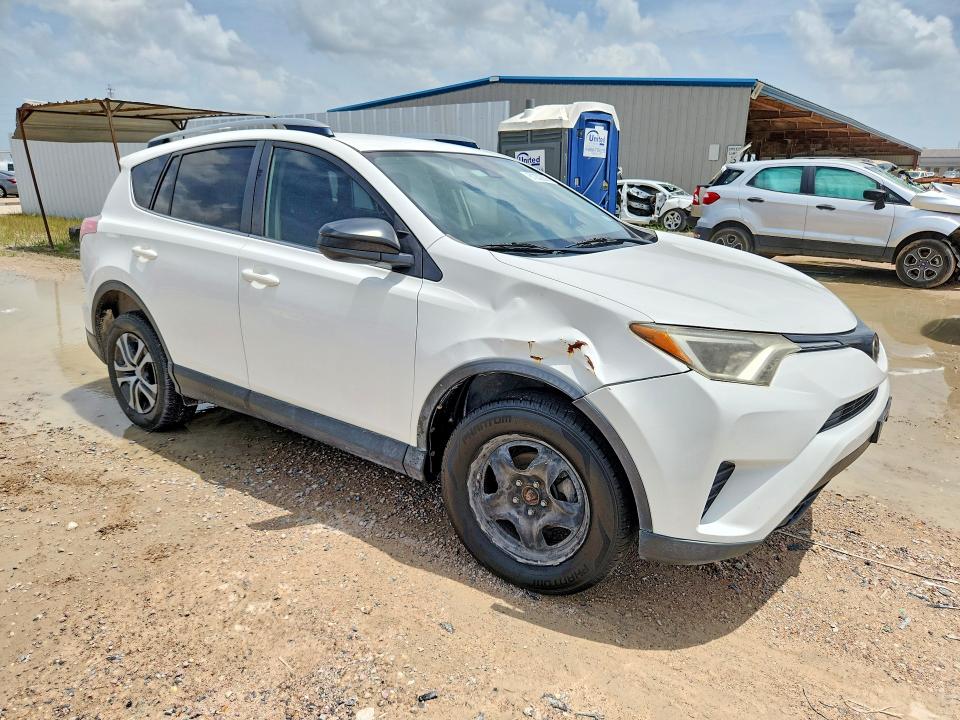 61232656 :رقم المزاد ، JTMZFREV6JJ751890 vin ، 2018 Toyota Rav4 Le مزاد بيع