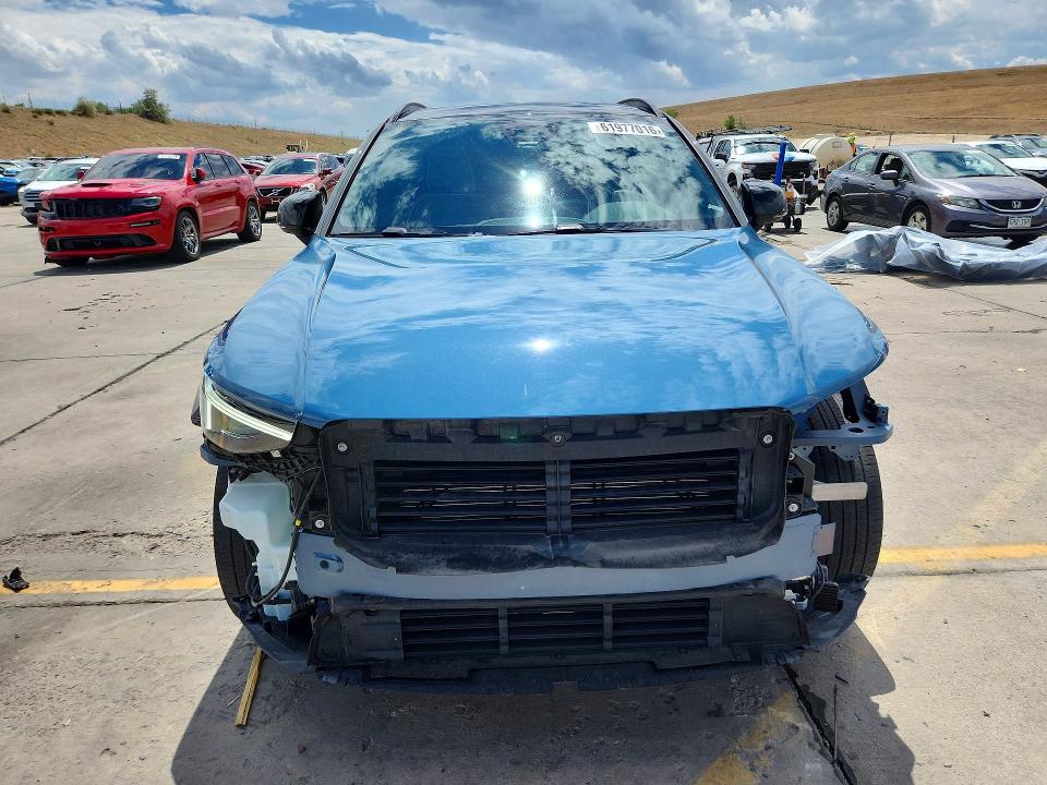 Продажа на аукционе авто 2023 Volvo Xc40, vin: YV4ED3UM9P2072464, номер лота: 61977016