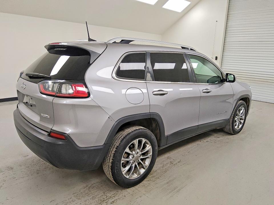 59269376 :رقم المزاد ، 1C4PJLLB3KD111275 vin ، 2019 Jeep Cherokee مزاد بيع