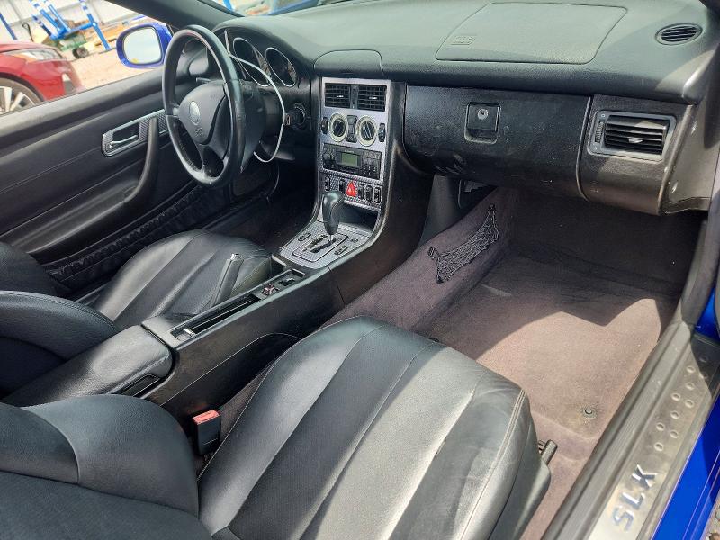 60655216 :رقم المزاد ، WDBKK49F23F273183 vin ، 2003 Mercedes-benz Slk مزاد بيع
