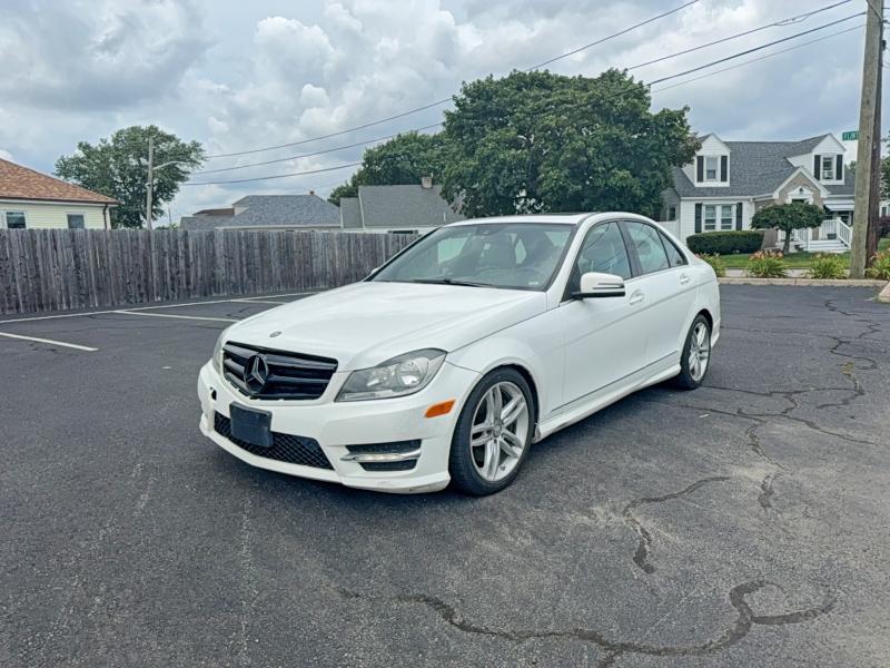 Aukcja sprzedaży 2013 Mercedes-benz C, vin: WDDGF8AB6DR274838, numer aukcji: 63198436