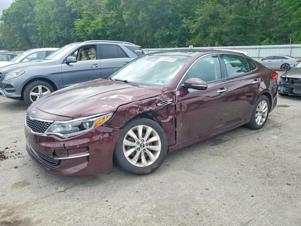2016 Kia Optima მანქანა იყიდება აუქციონზე, vin: 5XXGU4L30GG011850, აუქციონის ნომერი: 61343176