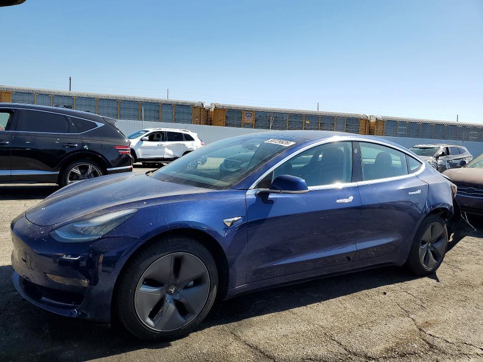 Продажа на аукционе авто 2018 Tesla Model 3, vin: 5YJ3E1EA2JF161085, номер лота: 58729926