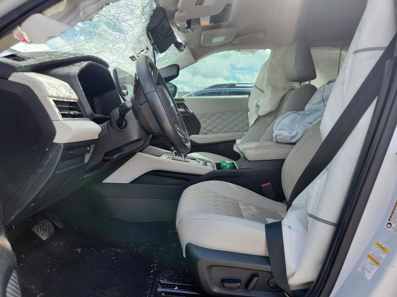 Продажа на аукционе авто 2024 Mitsubishi Outlander, vin: JA4J3WA88RZ032748, номер лота: 60747316