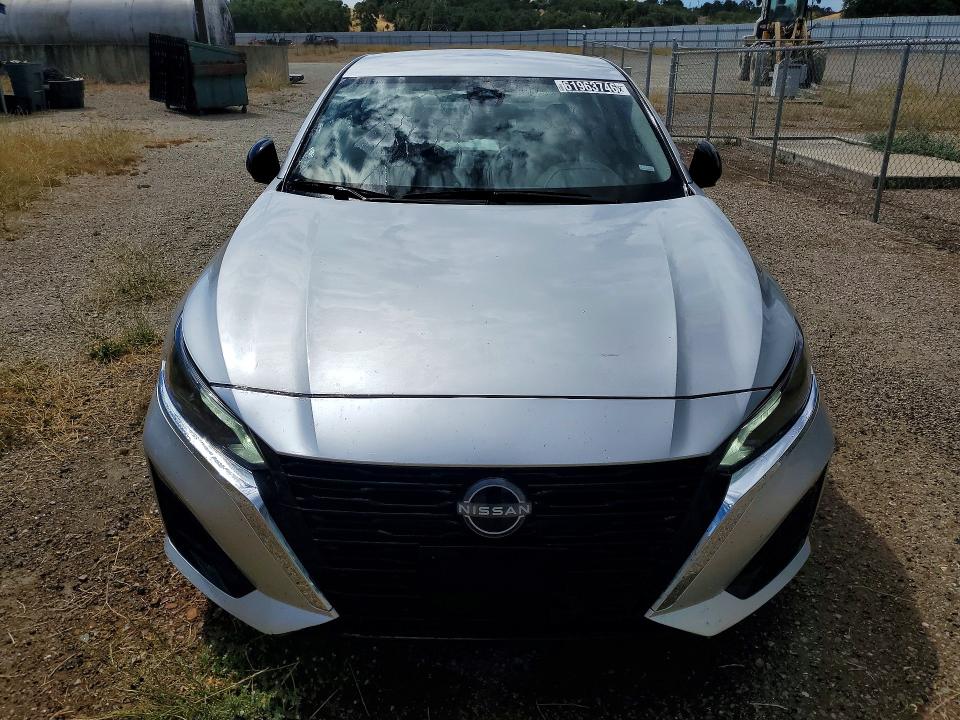 2024 Nissan Altima მანქანა იყიდება აუქციონზე, vin: 1N4BL4DV6RN429310, აუქციონის ნომერი: 61963746