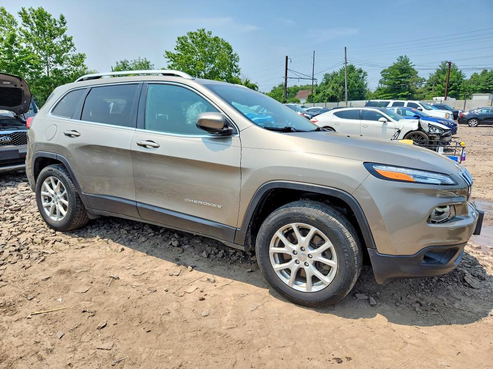2017 Jeep Cherokee მანქანა იყიდება აუქციონზე, vin: 1C4PJMCS9HW552427, აუქციონის ნომერი: 61516996
