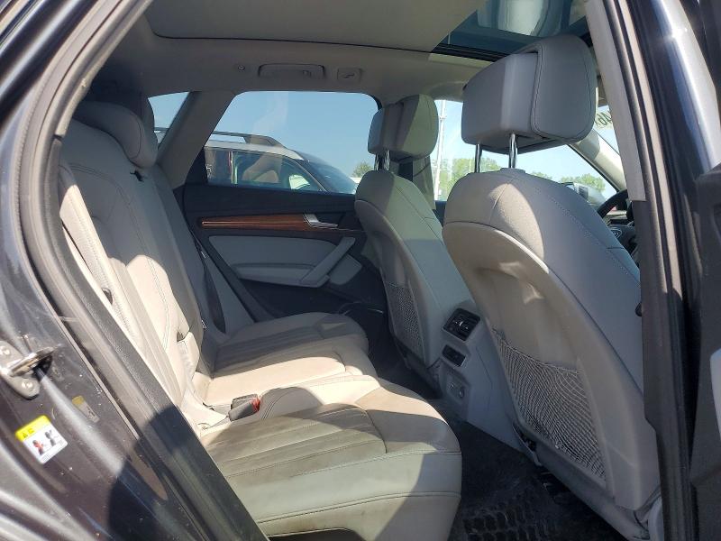 59301146 :رقم المزاد ، WA1AAAFY5M2013948 vin ، 2021 Audi Q5 مزاد بيع