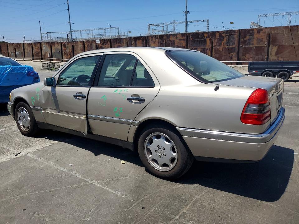 61532666 :رقم المزاد ، WDBHA23E4VF512284 vin ، 1997 Mercedes-benz C مزاد بيع