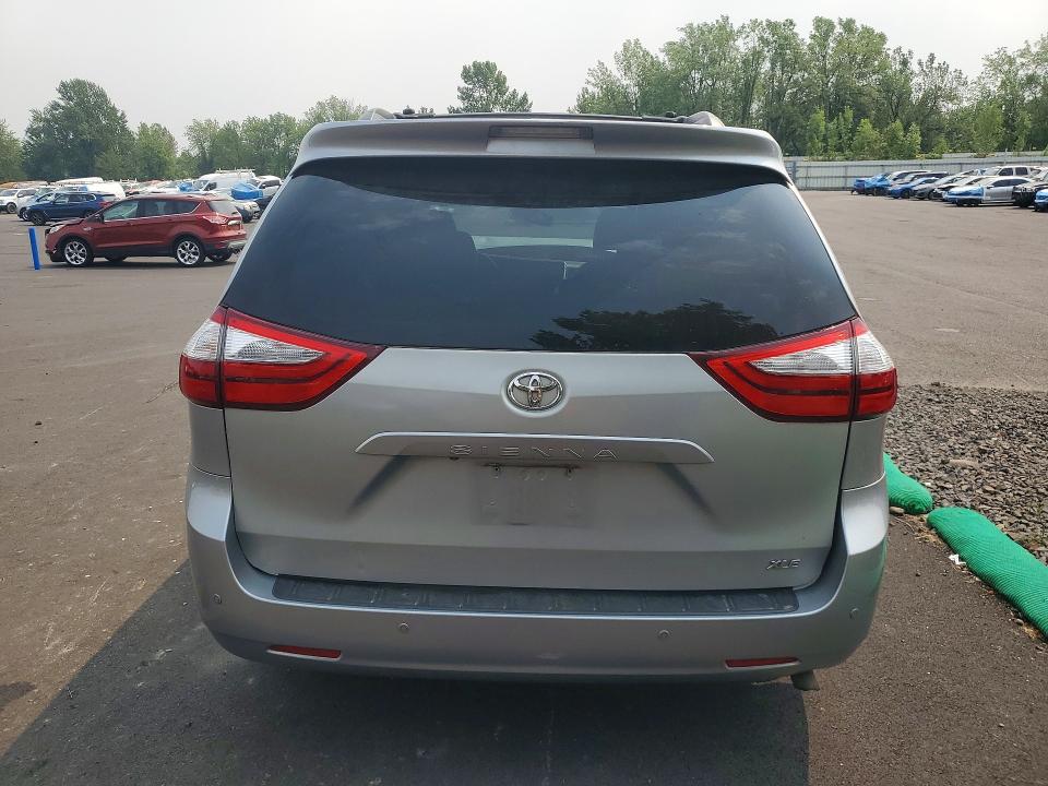 Aukcja sprzedaży 2015 Toyota Sienna, vin: 5TDYK3DC2FS600009, numer aukcji: 62442876