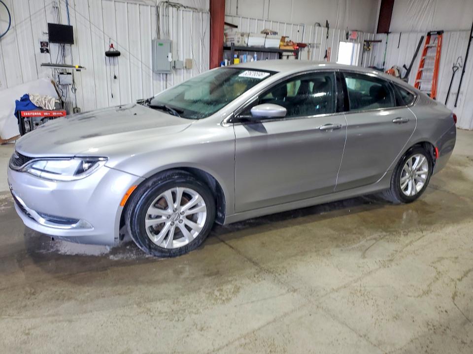 62628596 :رقم المزاد ، 1C3CCCAB7FN680937 vin ، 2015 Chrysler 200 مزاد بيع