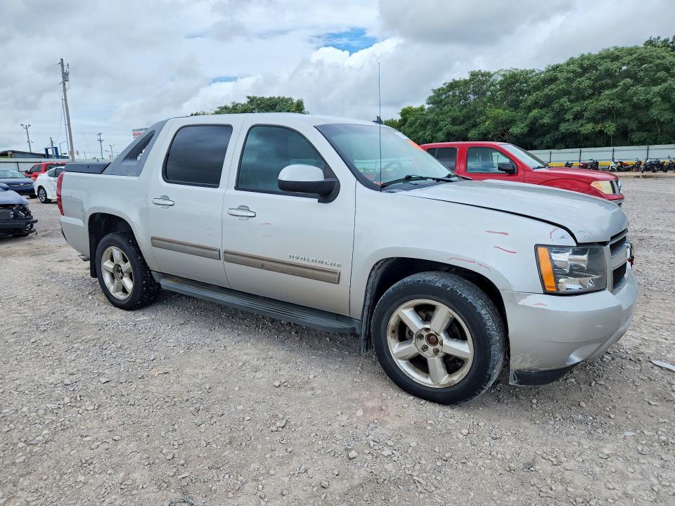 2010 Chevrolet Avalanche მანქანა იყიდება აუქციონზე, vin: 3GNVKFE00AG120204, აუქციონის ნომერი: 61194406