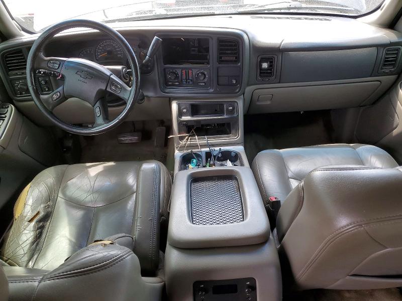 2005 Chevrolet Suburban მანქანა იყიდება აუქციონზე, vin: 3GNEC16Z25G252335, აუქციონის ნომერი: 59401966