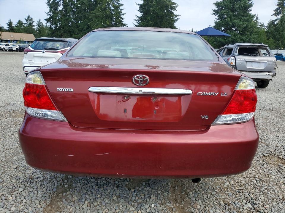 61574646 :رقم المزاد ، 4T1BF30K16U116900 vin ، 2006 Toyota Camry مزاد بيع