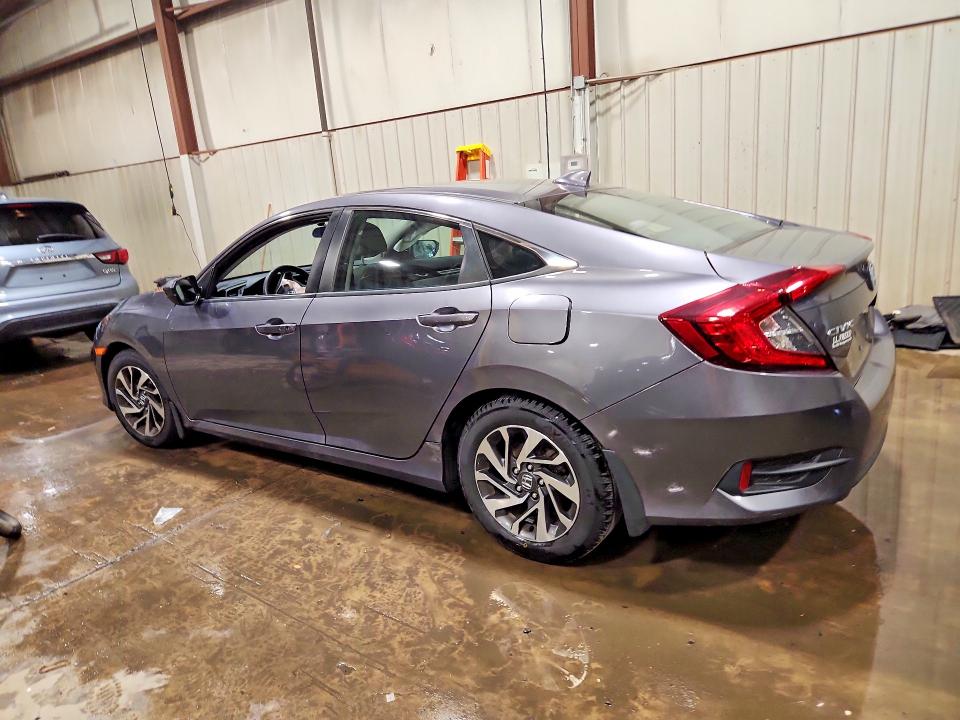 60463416 :رقم المزاد ، 19XFC2F74HE218298 vin ، 2017 Honda Civic مزاد بيع