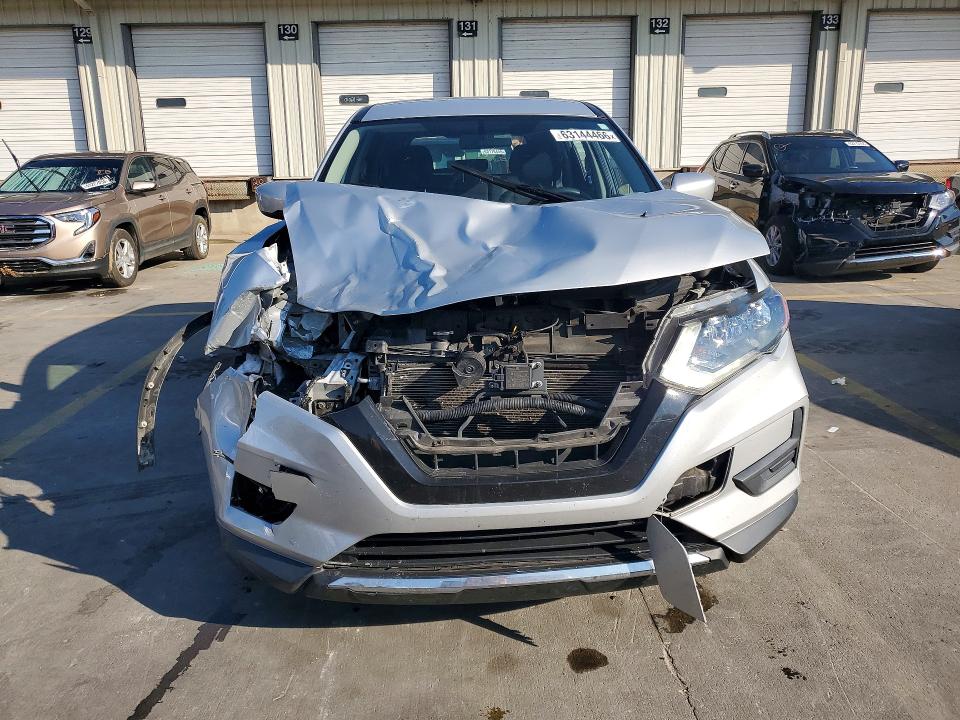 Продажа на аукционе авто 2017 Nissan Rogue, vin: JN8AT2MV1HW026052, номер лота: 63144466