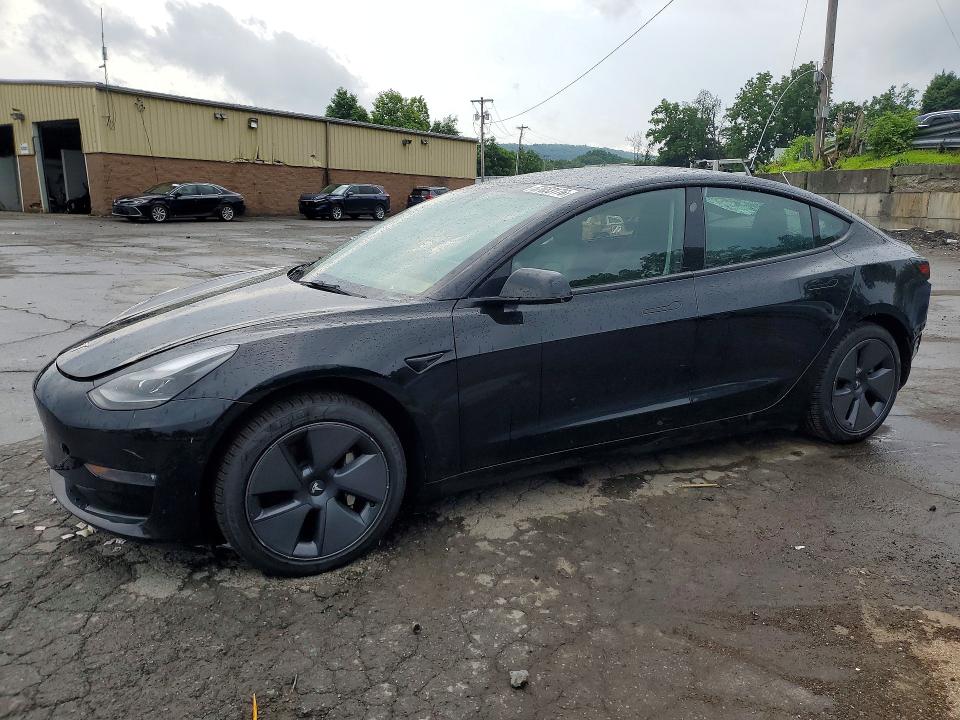 2022 Tesla Model 3 მანქანა იყიდება აუქციონზე, vin: 5YJ3E1EB0NF116757, აუქციონის ნომერი: 57653176