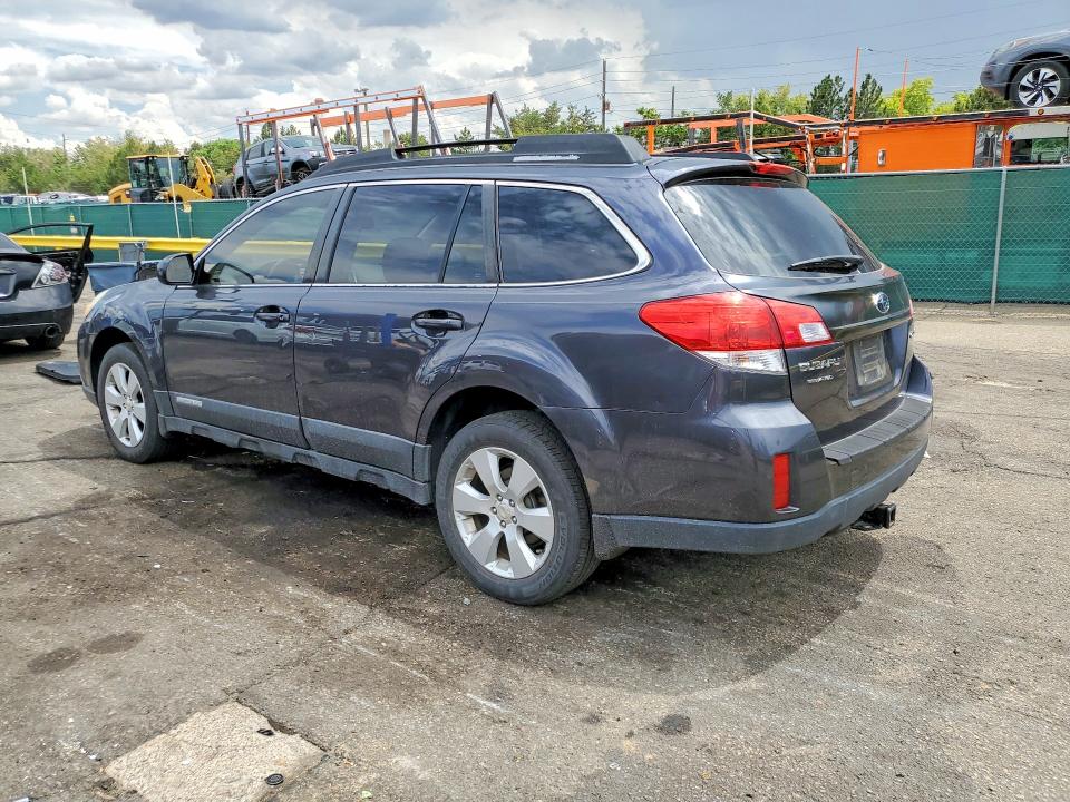62718376 :رقم المزاد ، 4S4BRCCCXA3333209 vin ، 2010 Subaru Outback مزاد بيع