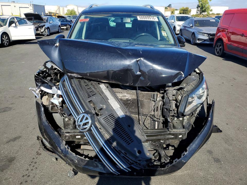 Продажа на аукционе авто 2012 Volkswagen Tiguan, vin: WVGBV7AX5CW529407, номер лота: 60089916