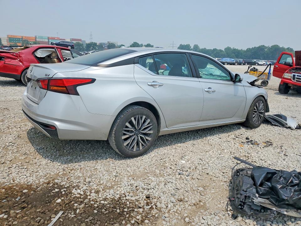 61546886 :رقم المزاد ، 1N4BL4DV5PN386303 vin ، 2023 Nissan Altima مزاد بيع