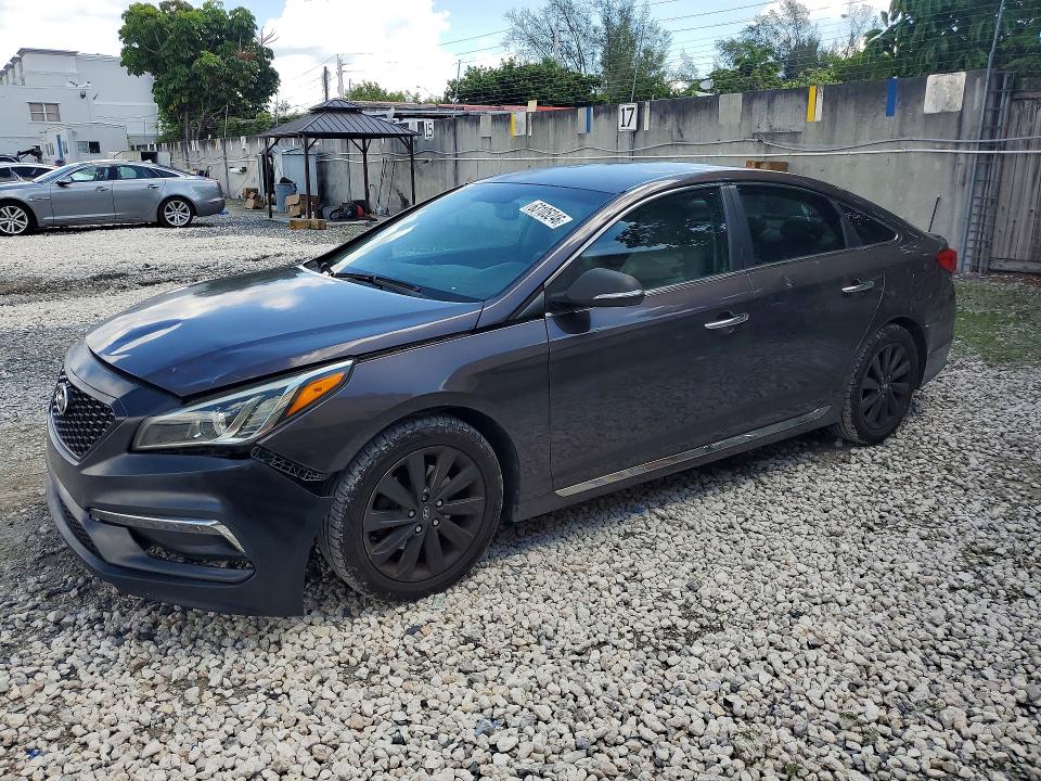 2015 Hyundai Sonata მანქანა იყიდება აუქციონზე, vin: 5NPE34AFXFH127843, აუქციონის ნომერი: 63105246