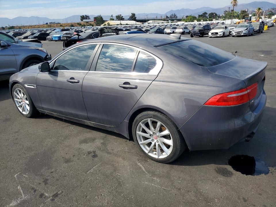 Aukcja sprzedaży 2017 Jaguar Xe, vin: SAJAE4BN7HA951311, numer aukcji: 61066116