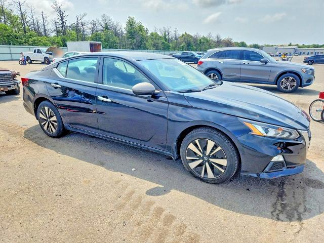 Продажа на аукционе авто 2021 Nissan Altima, vin: 1N4BL4DW1MN417244, номер лота: 62247536