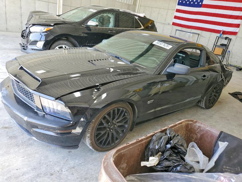 2005 Ford Mustang მანქანა იყიდება აუქციონზე, vin: 1ZVFT82H655158739, აუქციონის ნომერი: 58507626