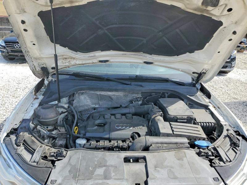 61159516 :رقم المزاد ، WA1BCCFS9JR014593 vin ، 2018 Audi Q3 مزاد بيع