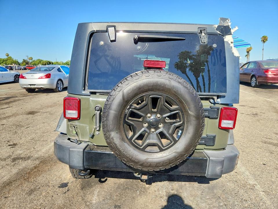 61344726 :رقم المزاد ، 1C4AJWAG0FL724231 vin ، 2015 Jeep Wrangler مزاد بيع