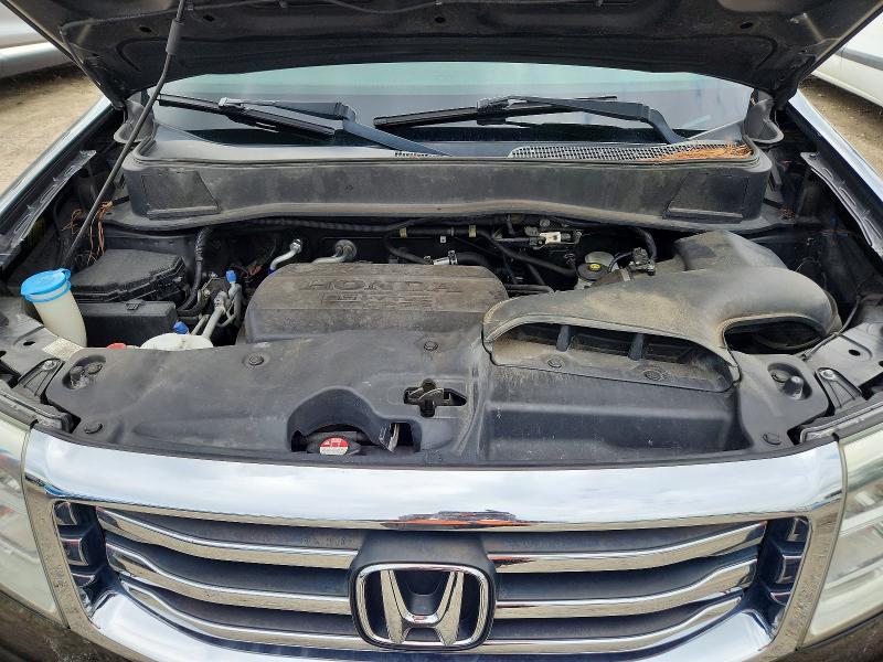 62021056 :رقم المزاد ، 5FNYF3H57FB024003 vin ، 2015 Honda Pilot مزاد بيع