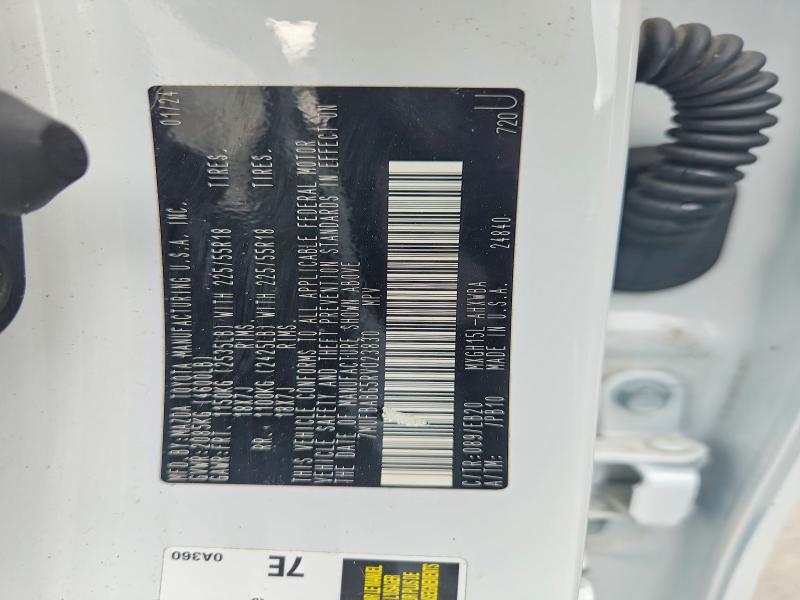 59621476 :رقم المزاد ، 7MUFBABG5RV023830 vin ، 2024 Toyota Corolla Cross Hybrid مزاد بيع