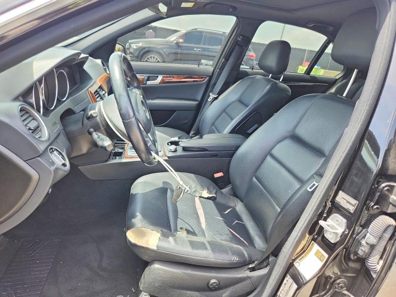 2012 Mercedes-benz C მანქანა იყიდება აუქციონზე, vin: WDDGF4HB6CR224552, აუქციონის ნომერი: 59913086
