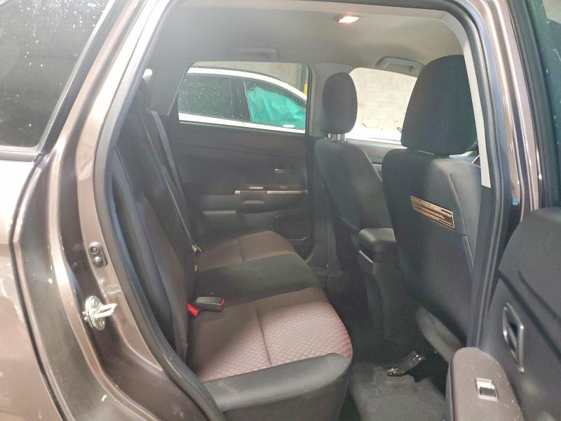 62095176 :رقم المزاد ، JA4AP3AU2JU025005 vin ، 2018 Mitsubishi Outlander Sport مزاد بيع