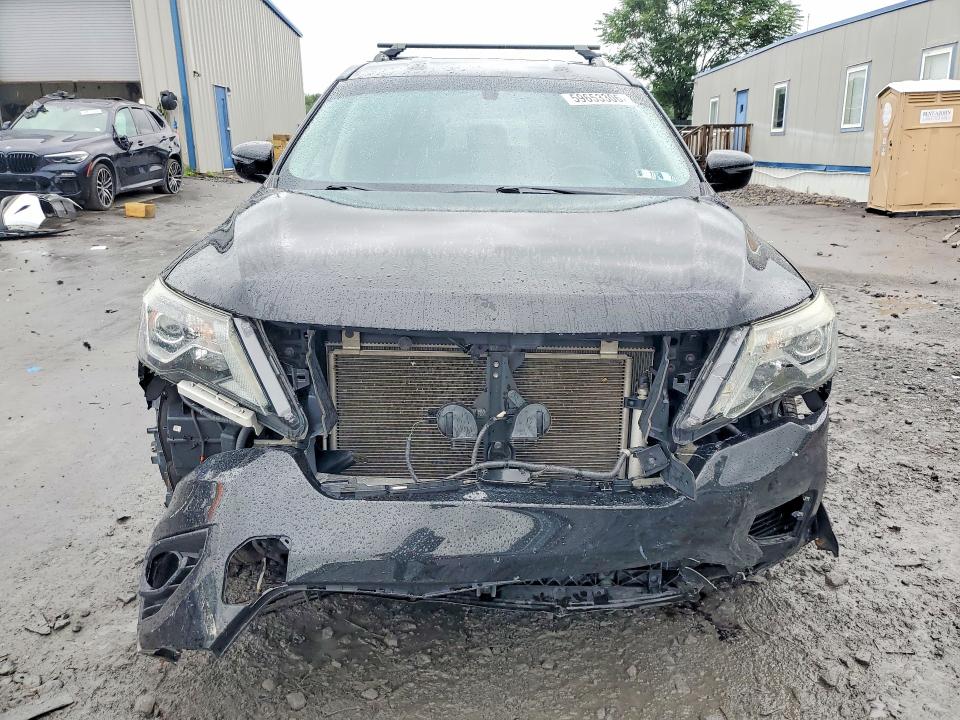 59653306 :رقم المزاد ، 5N1DR2MM9HC623896 vin ، 2017 Nissan Pathfinder مزاد بيع